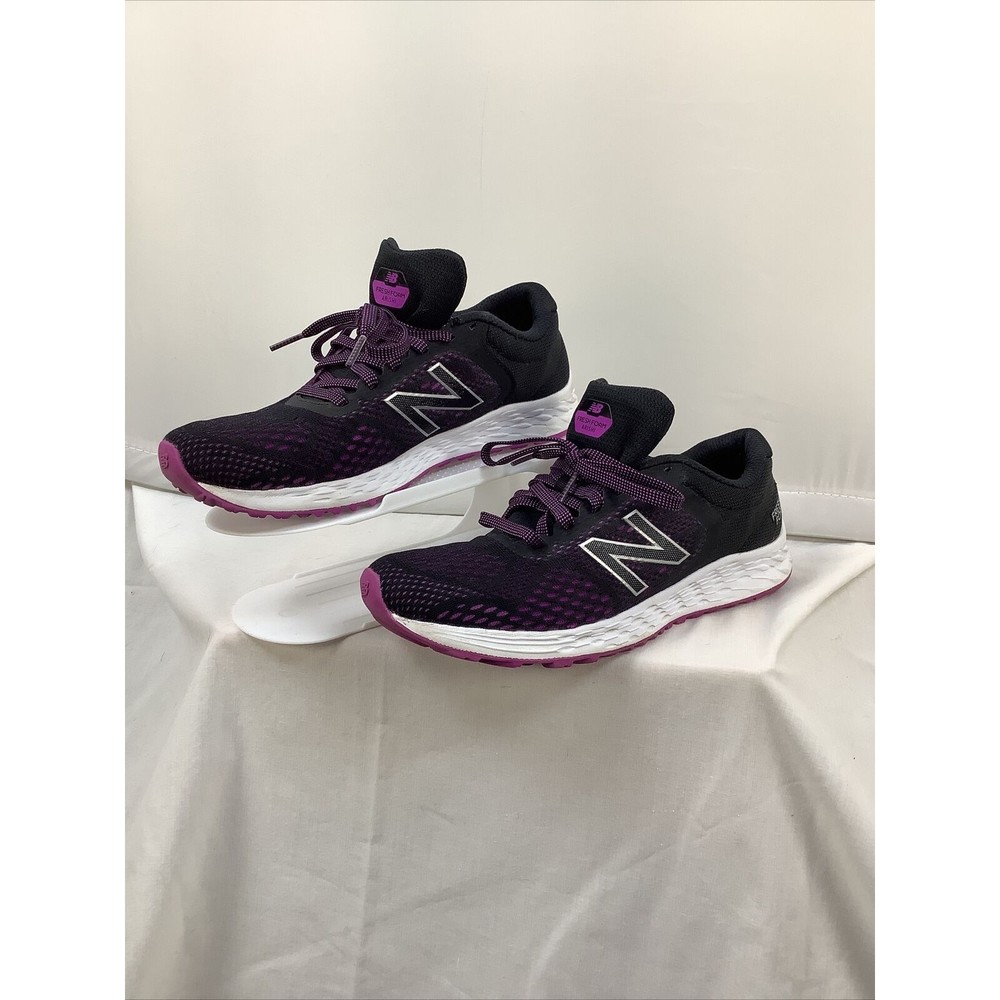 New Balance size 8.5  Womens Arishi WARISCP2 Black/Purple Running Shoes
